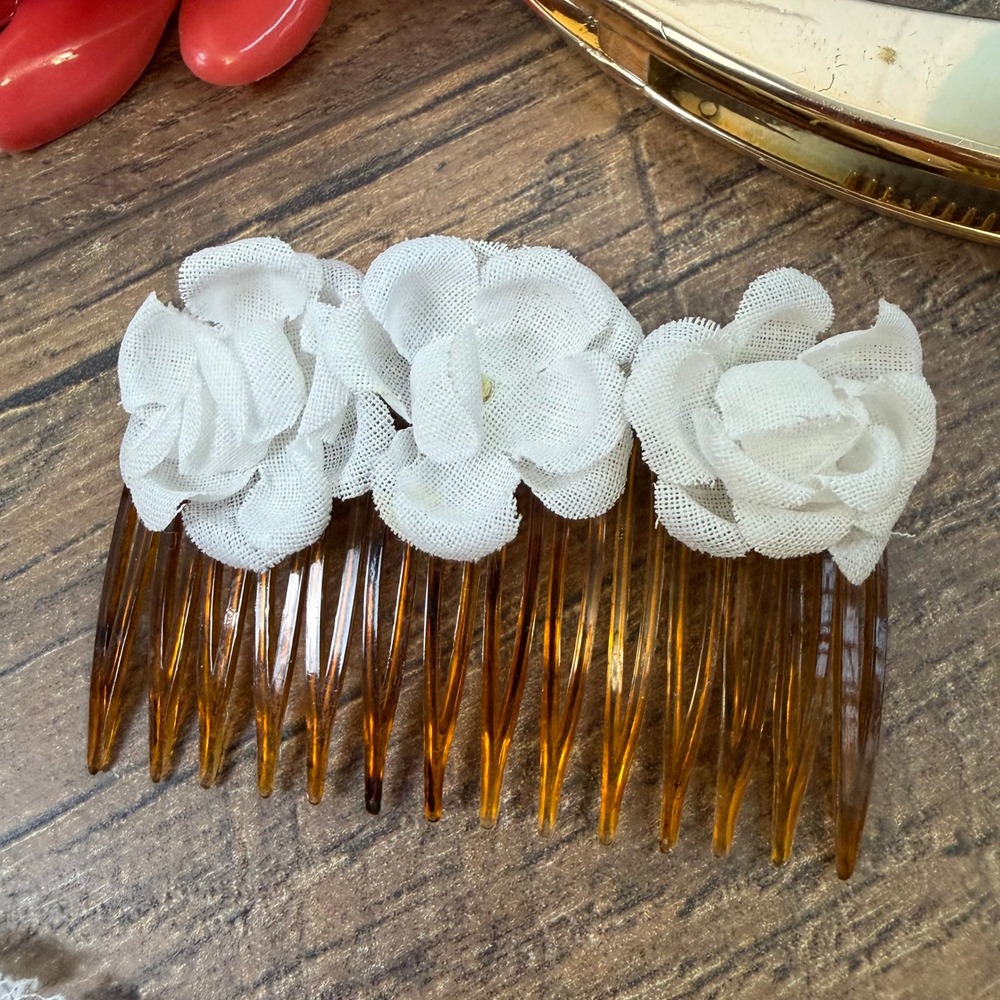 Vintage 1980s Hair Accessories Banana Clips Barrettes Combs - Picture 4 of 16